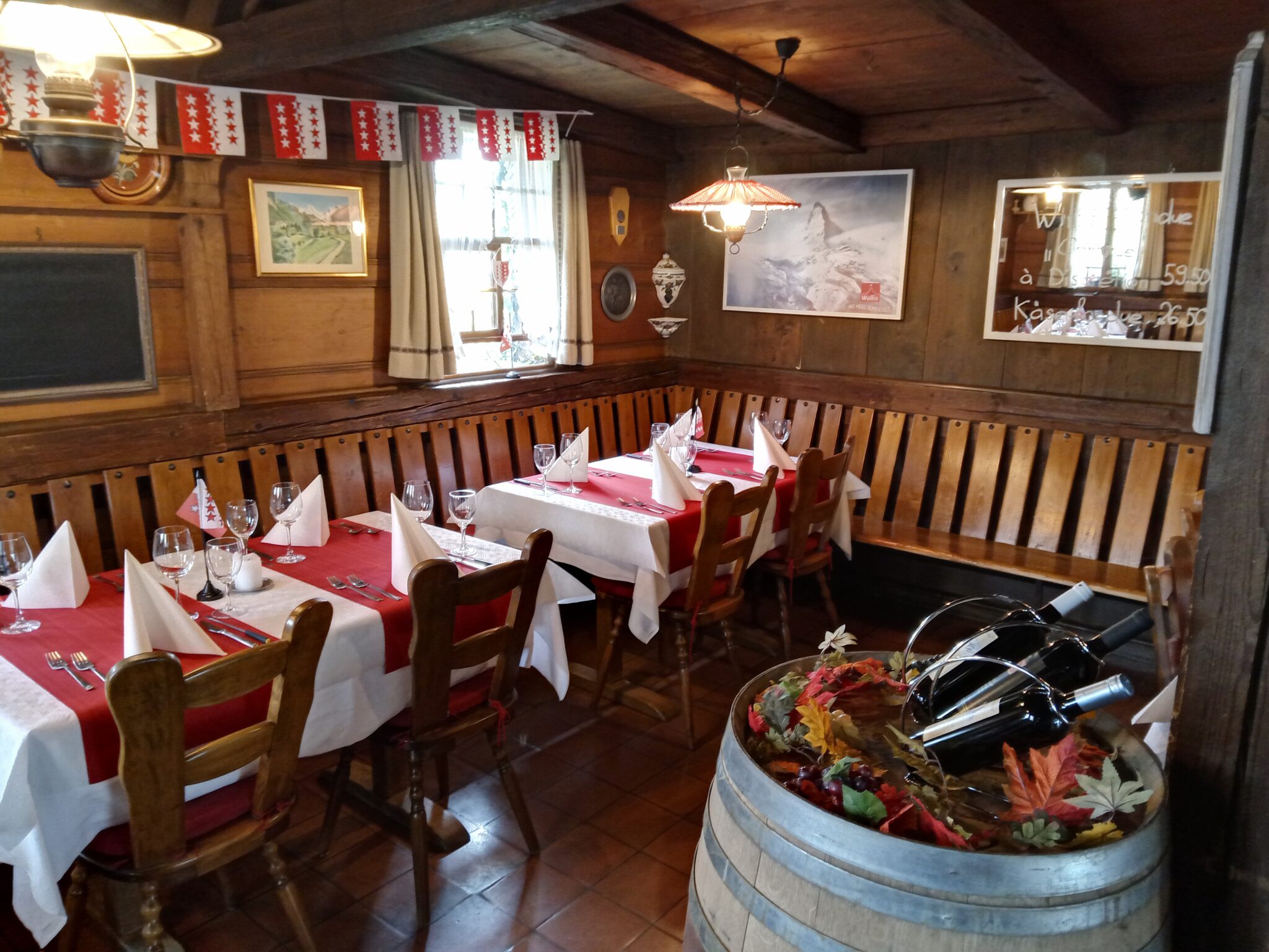 Stimmungsvolle Stube des Restaurant Bahnhof Rosshäusern